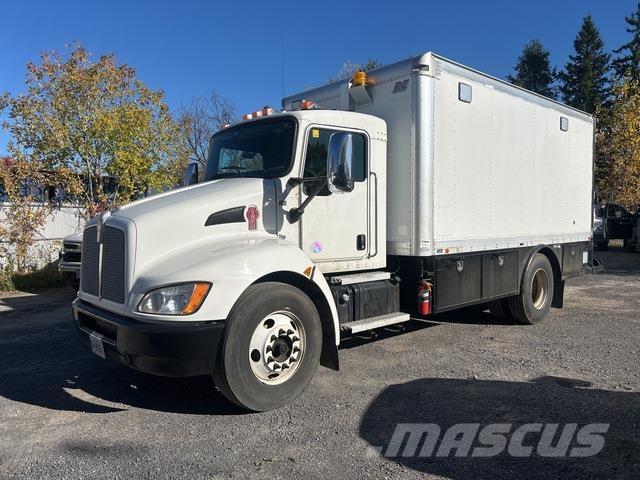 Kenworth T300 Camiones cisterna