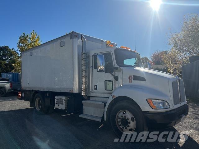 Kenworth T300 Camiones cisterna