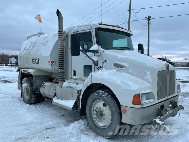 Kenworth T300 Camiones cisterna
