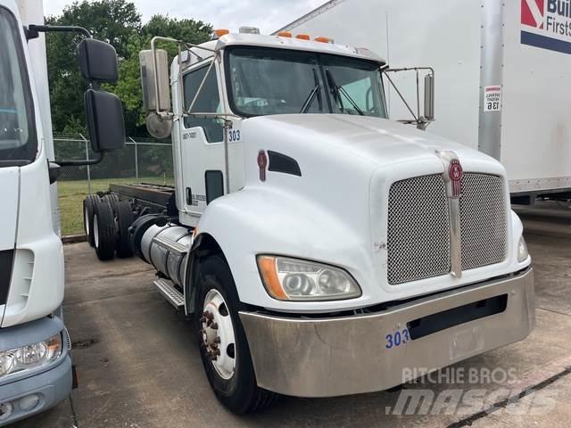 Kenworth T370 Camiones caja cerrada