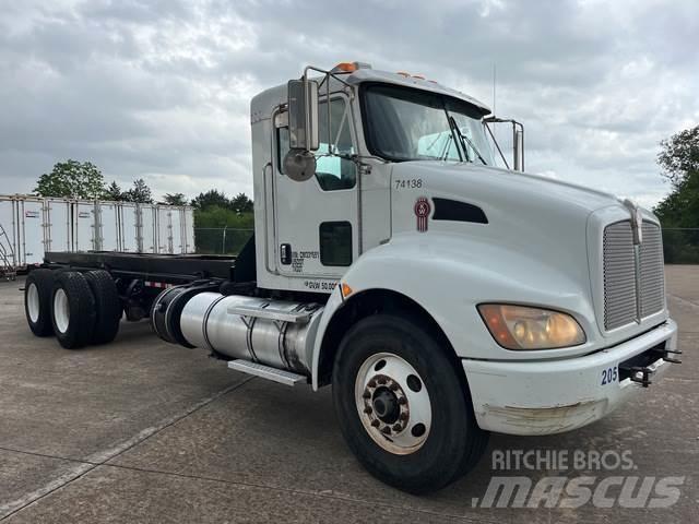 Kenworth T370 Camiones caja cerrada