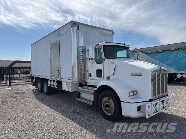 Kenworth T800 Camiones caja cerrada