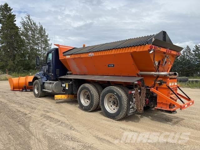 Kenworth T880 Láminas y cuñas quitanieves