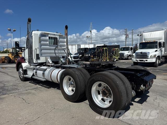 Kenworth T880 Cabezas tractoras
