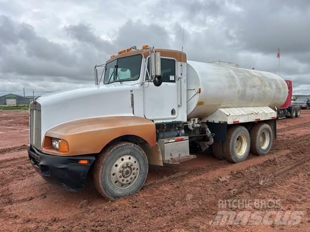 Kenworth W900B Camiones cisterna