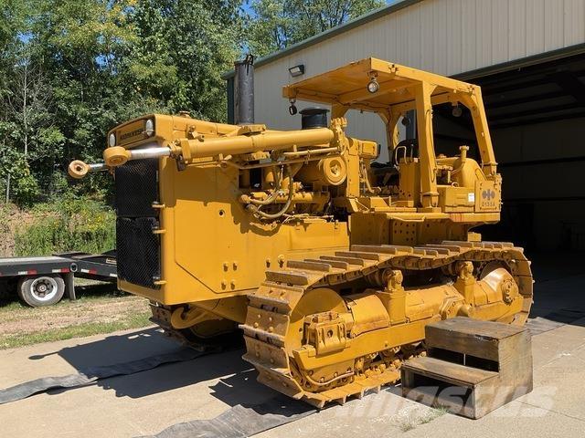 Komatsu D155-A Buldozer sobre oruga
