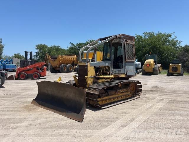 Komatsu D39P-1 Buldozer sobre oruga