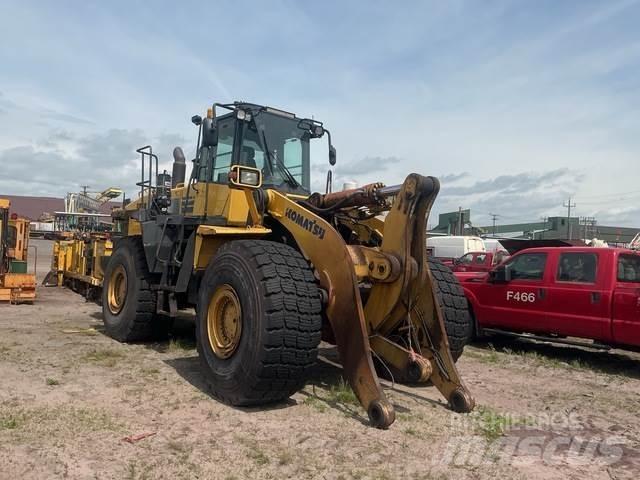 Komatsu WA500 Cargadoras sobre ruedas
