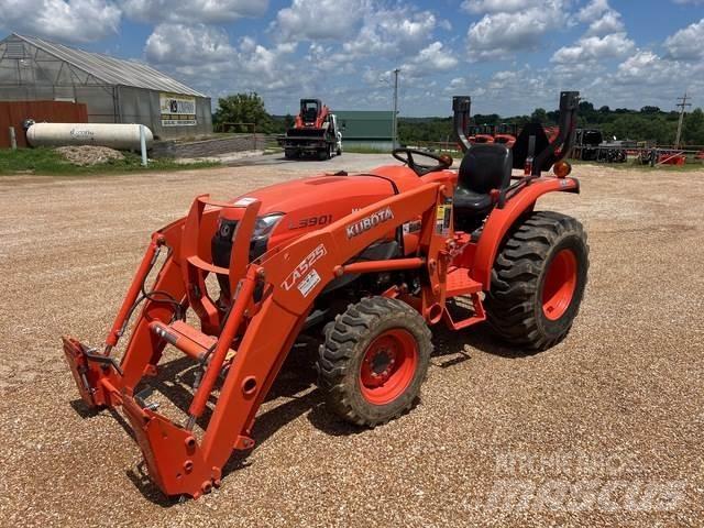 Kubota L3901D Tractores