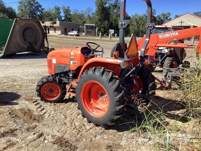 Kubota L3901D Tractores