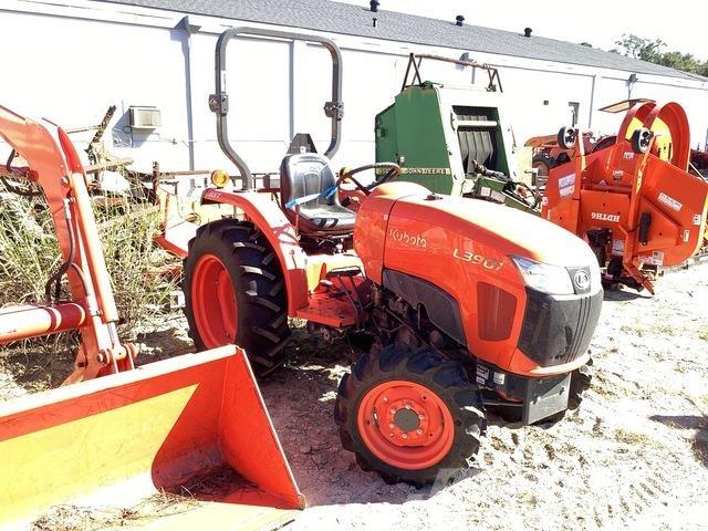 Kubota L3901D Tractores