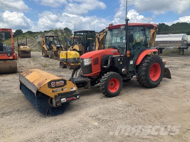 Kubota L5460 Barredora de interior