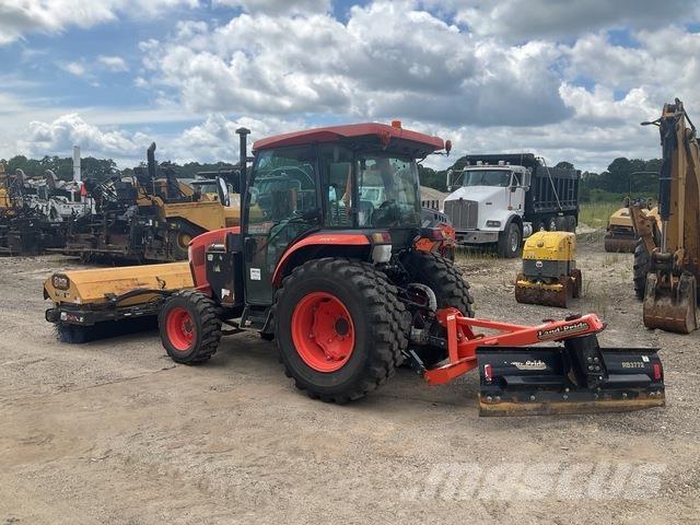 Kubota L5460 Barredora de interior