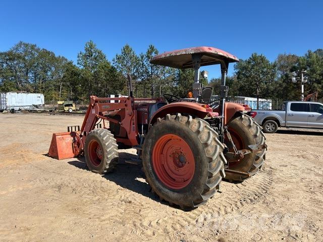 Kubota M105S Tractores