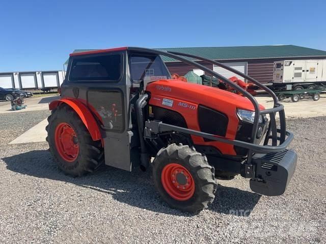 Kubota M5-111N Tractores