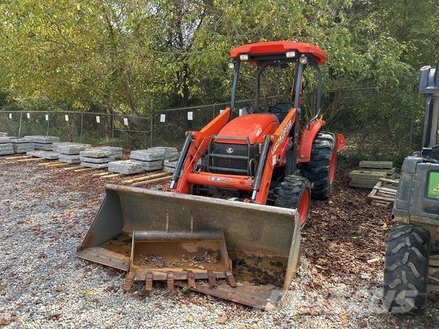 Kubota M62 Tractores