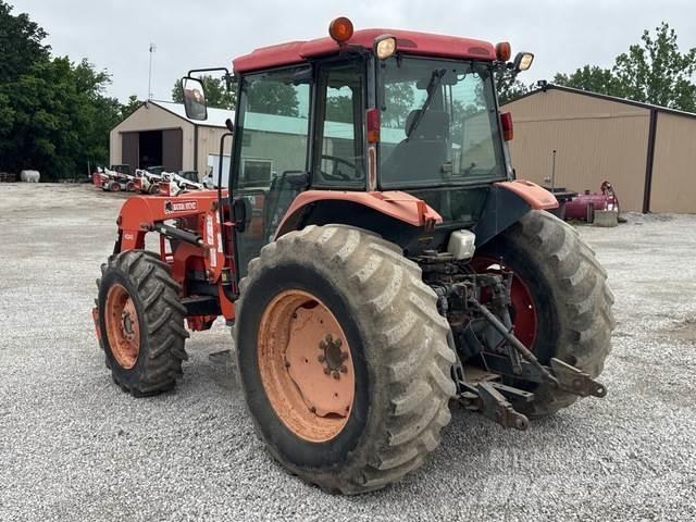 Kubota M9000 Tractores