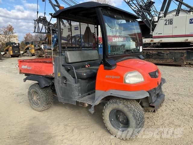 Kubota RTV-900 Maquinaria para servicios públicos