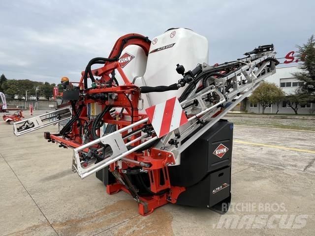 Kuhn Altis 2 Otros equipamientos de construcción