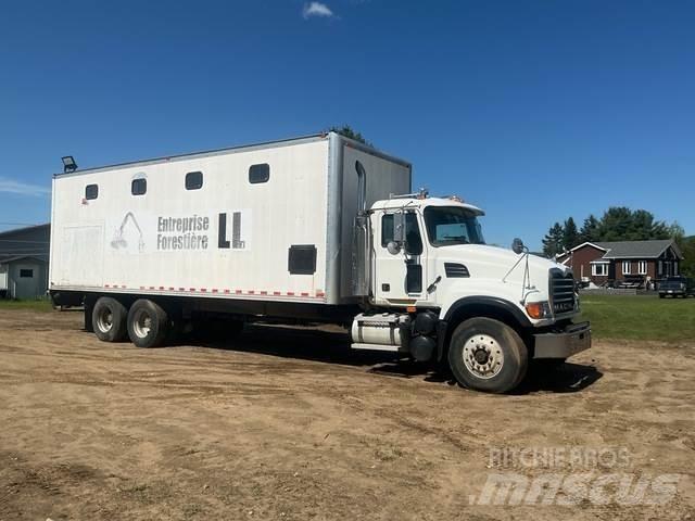 Mack 700 Furgonetas caja abierta