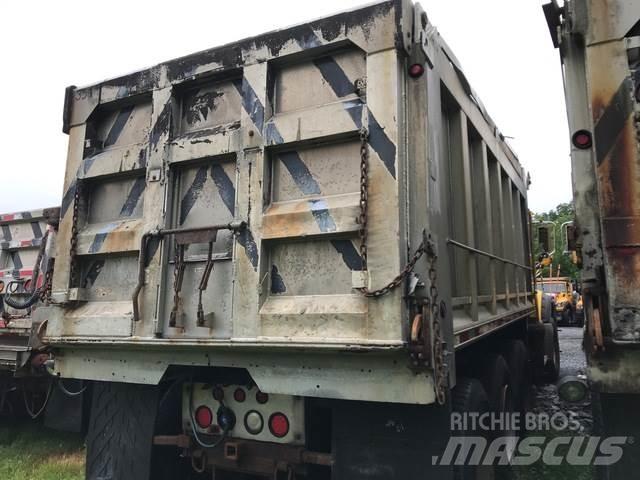 Mack 700 Láminas y cuñas quitanieves