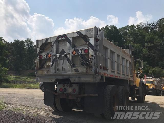 Mack 700 Láminas y cuñas quitanieves