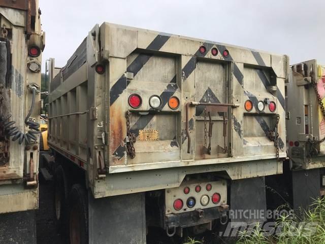 Mack 700 Láminas y cuñas quitanieves