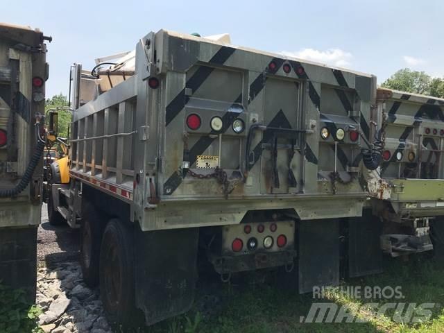 Mack 700 Láminas y cuñas quitanieves