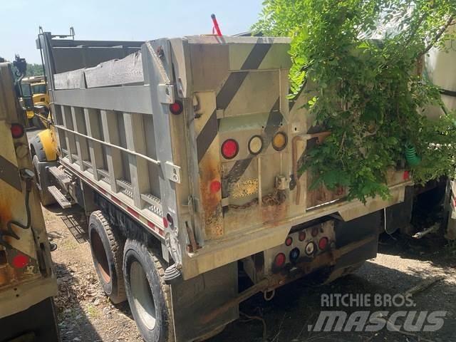 Mack 700 Láminas y cuñas quitanieves
