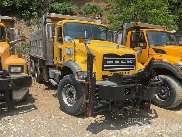 Mack 700 Láminas y cuñas quitanieves