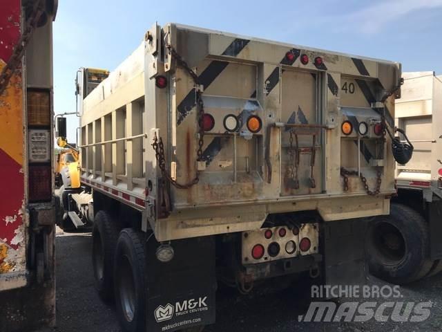 Mack 700 Láminas y cuñas quitanieves