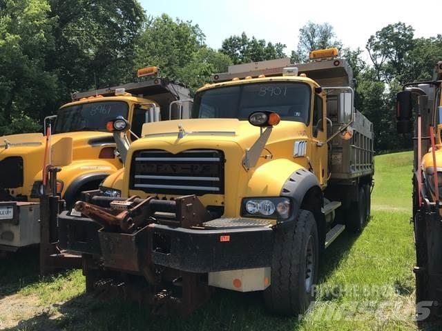 Mack 700 Láminas y cuñas quitanieves