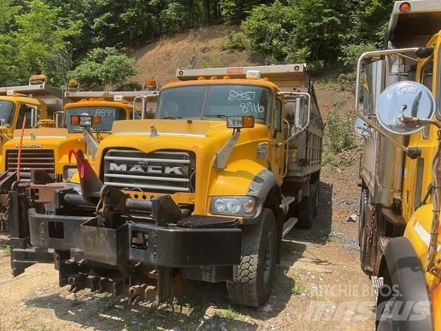Mack 700 Láminas y cuñas quitanieves