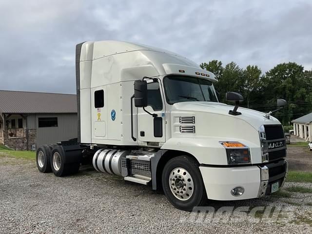 Mack AN64T Cabezas tractoras