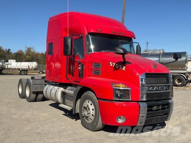 Mack AN64T Cabezas tractoras