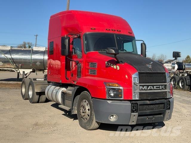 Mack AN64T Cabezas tractoras