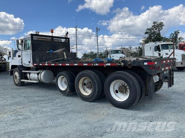 Mack CH 613 Camiones plataforma