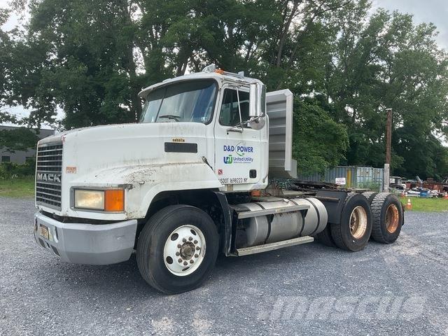 Mack CH613 Cabezas tractoras