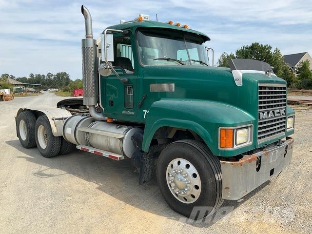 Mack CHN613 Cabezas tractoras