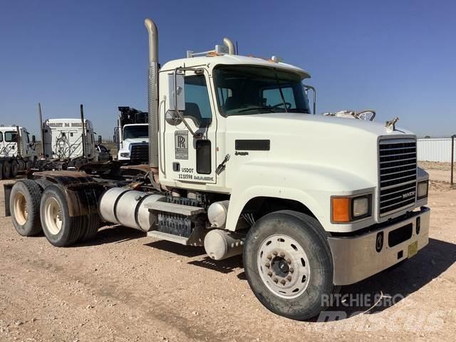 Mack CHU613 Cabezas tractoras