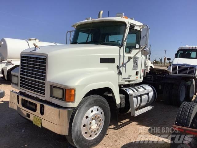 Mack CHU613 Cabezas tractoras