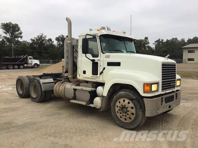 Mack CHU613 Cabezas tractoras