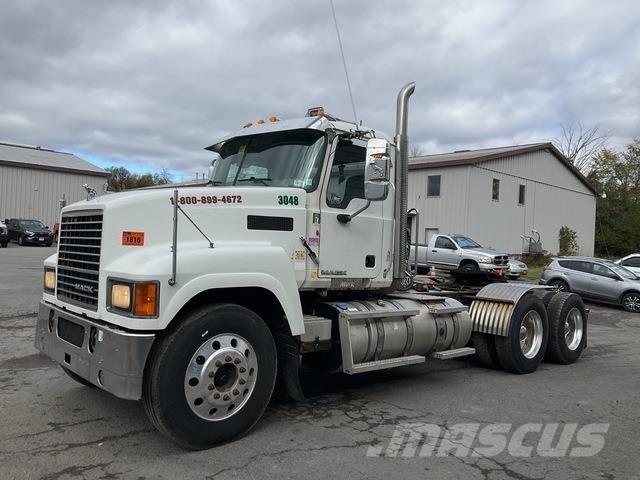 Mack CHU613 Cabezas tractoras