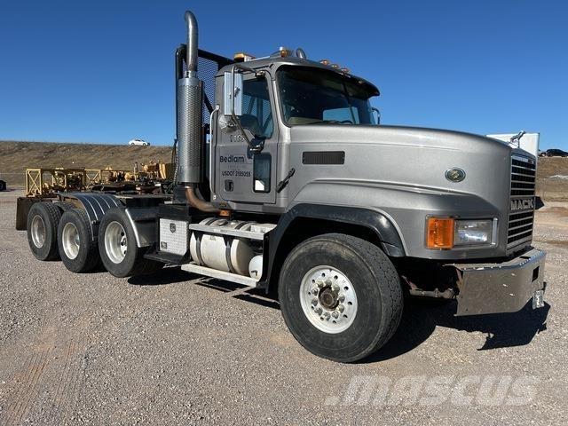 Mack CL713 Cabezas tractoras