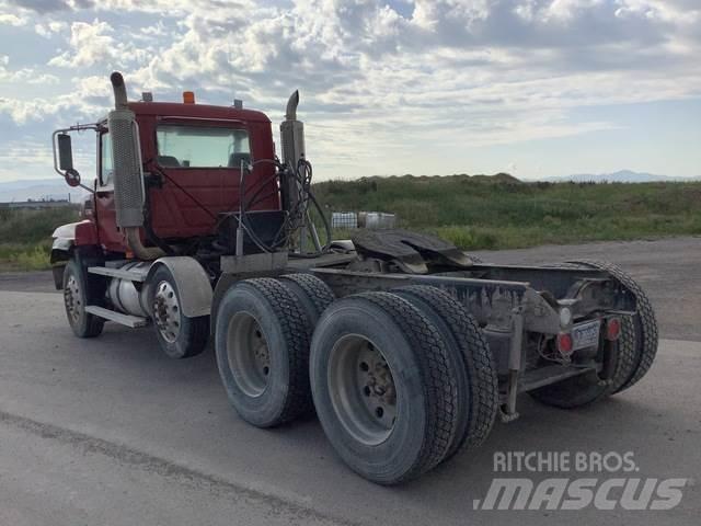 Mack CL733 Cabezas tractoras