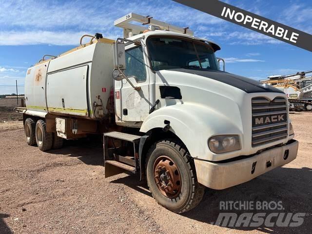 Mack CSMR Camiones cisterna