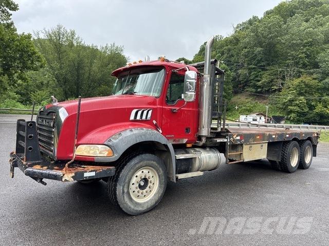 Mack CT713 Grúas de vehículo