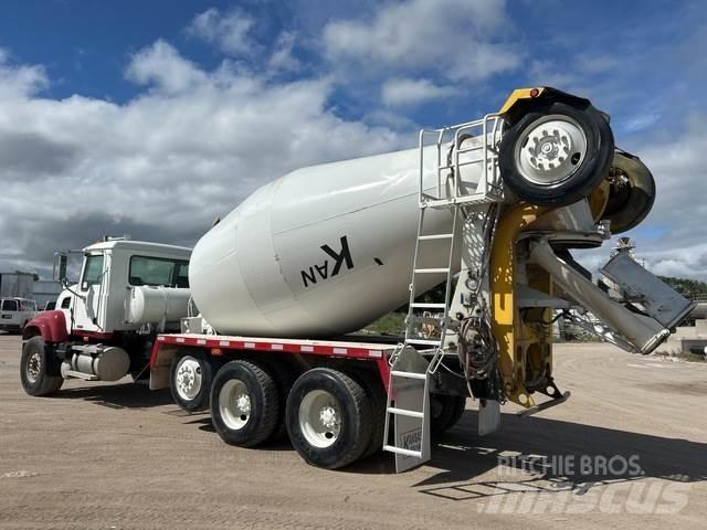 Mack CV513 Otros camiones