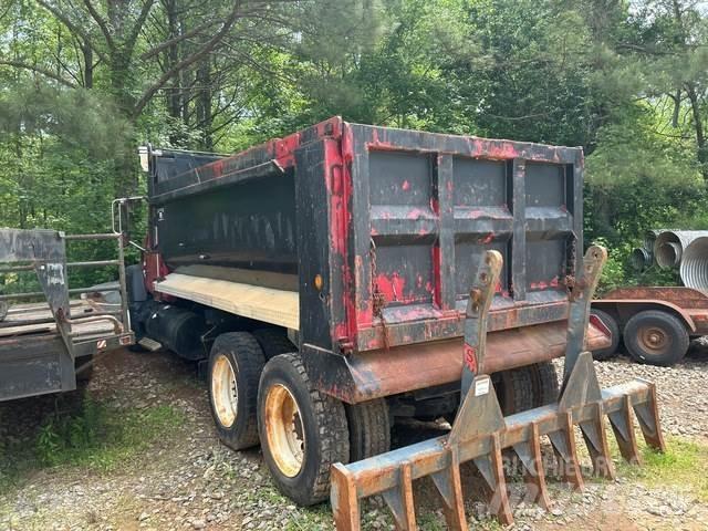 Mack CV700 Camiones bañeras basculantes o volquetes