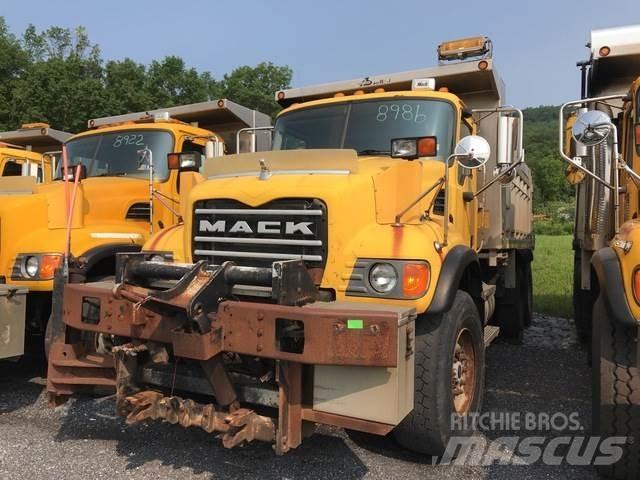 Mack CV700 Láminas y cuñas quitanieves